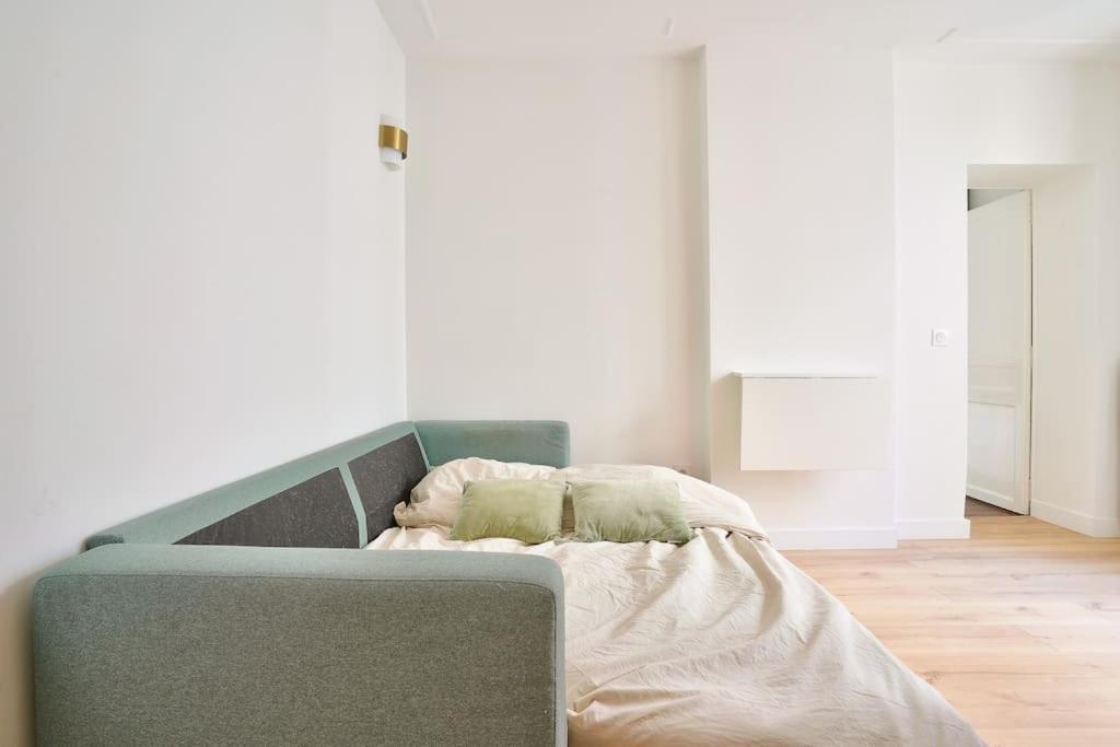 Charmant Appartement A Montmartre-Sacre Coeur Париж Екстериор снимка
